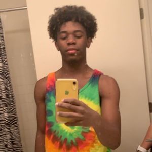 Meet your Posher, Alazae